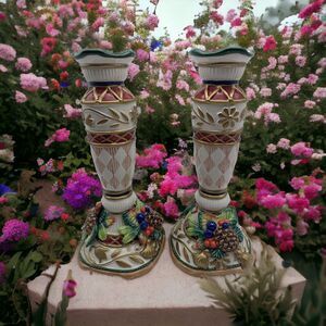 Pair Fitz and Floyd Classics Christmas Candle Stick‎ Holder Pinecones Fruit READ